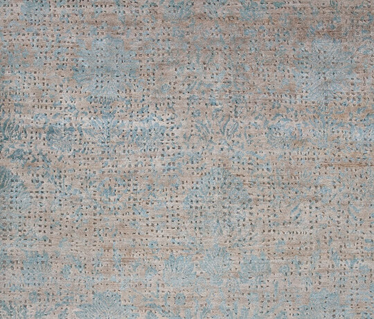 Erased Classic | Verona Ripped Erased Classic | Verona Ripped