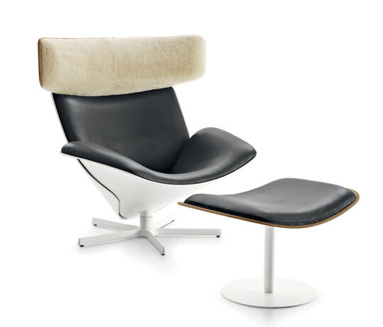 Almora with footstool Almora with footstool