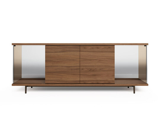 The Farns Sideboard Middle The Farns Sideboard Middle