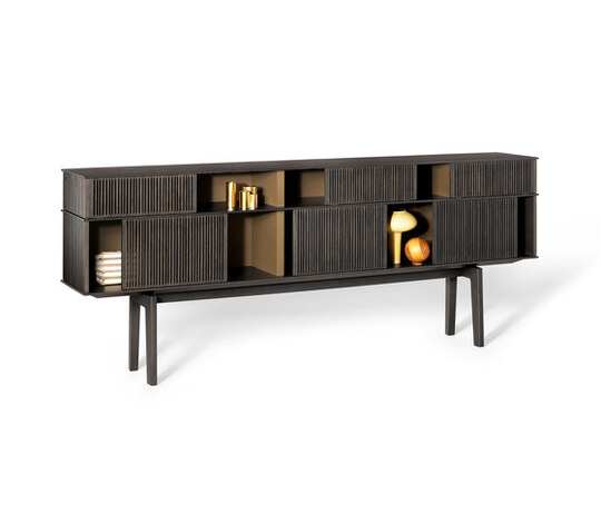 Lloyd storage unit