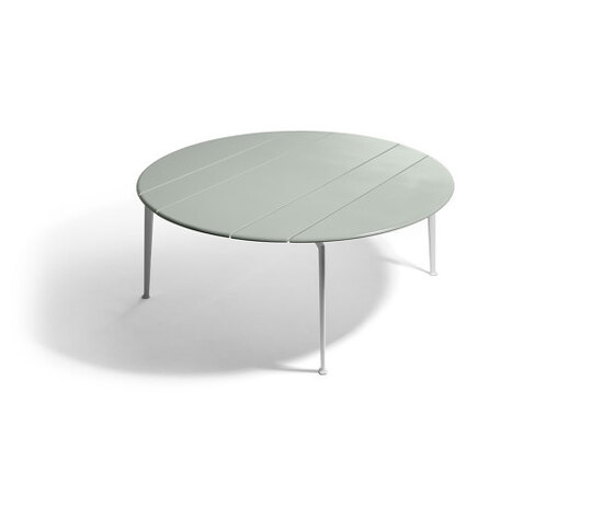 Solaria | Round table
